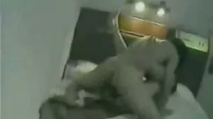 سنہرے بالوں والی بھاری چھاتی کے ساتھ مناسب مساج ہو جاتا ہے