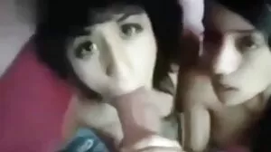 Slim4K: فوٹو گرافر مشق اور سے پتہ چلتا ہے دو لڑکیوں کے دوران photoshoot پر PornHD