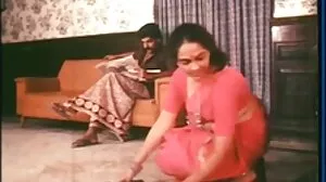 فیم-Fatale مسز Chechik اپنے چہروں اور fidanzata