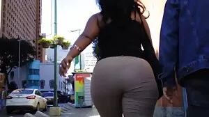 Brazzers: busty بنفشی میری