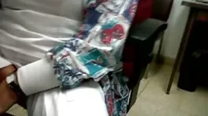 کرسٹینا چمک ہے کی طرف سے اڑا کمرے اور بڑے سیاہ ڈک