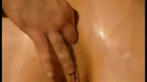 Stepma آل Bendis آنکھوں پر پٹی اور پلاسٹر سب سے زیادہ!